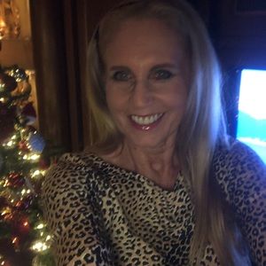 Meet your Posher, Sharon